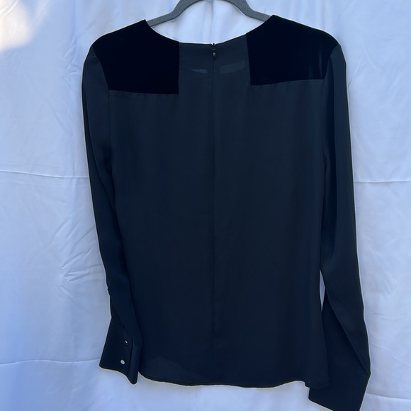 Top - Picture 5 of 7